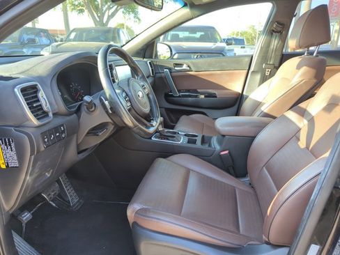 Used 2017 Kia Sportage SX image 8