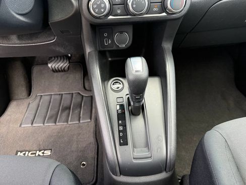 Used 2023 Nissan Kicks S FWD image 20