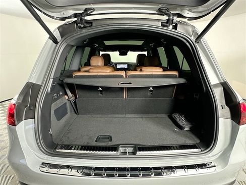 New 2026 Mercedes-Benz GLS 450 4MATIC image 28