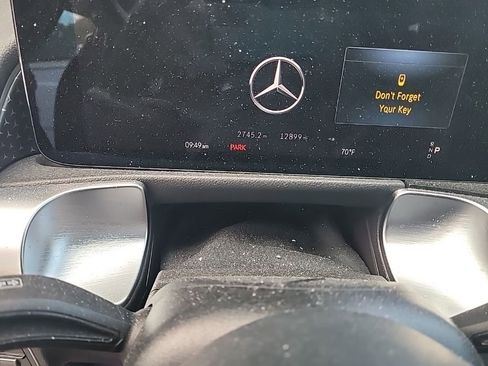 Certified 2025 Mercedes-Benz GLB 250 4MATIC image 11