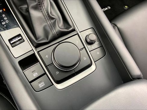 Used 2023 MAZDA MAZDA3 s image 31