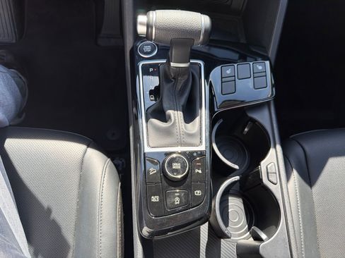 Used 2024 Kia Sportage EX FWD image 31