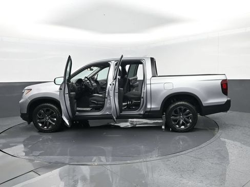 Used 2022 Honda Ridgeline Sport image 28