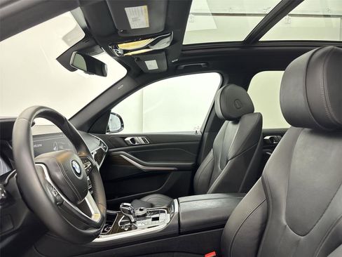 Used 2019 BMW X5 xDrive40i w/ Convenience Package image 24