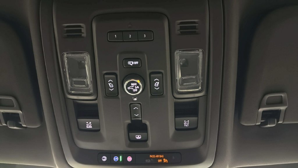 Used 2022 GMC Yukon Denali AWD/4WD image 36