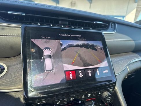 Used 2023 Jeep Grand Cherokee L Overland w/ Advanced Protech Group III image 26