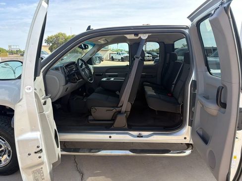 Used 2013 GMC Sierra 2500 W/T w/ Work Truck Preferred Package AWD/4WD image 7
