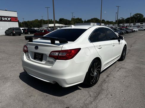 Used 2017 Subaru Legacy 2.5i Premium AWD/4WD image 3