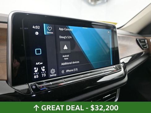 Used 2025 Volkswagen Atlas SE image 25