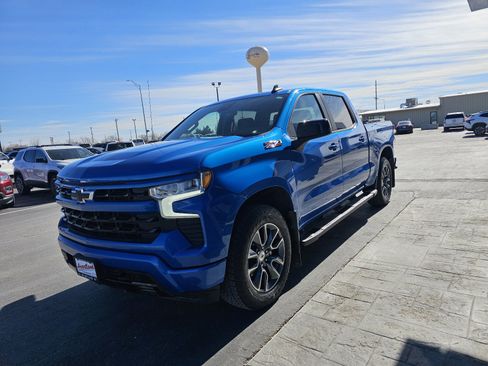 Used 2024 Chevrolet Silverado 1500 RST w/ Z71 Off-Road Package image 7