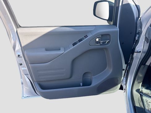 Used 2018 Nissan Frontier SV w/ Value Truck Package image 19