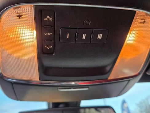 Used 2017 Dodge Charger R/T Scat Pack w/ Beats Audio Group image 16