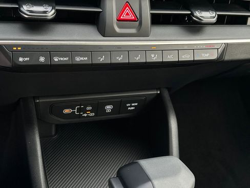 New 2025 Kia K4 LXS image 23