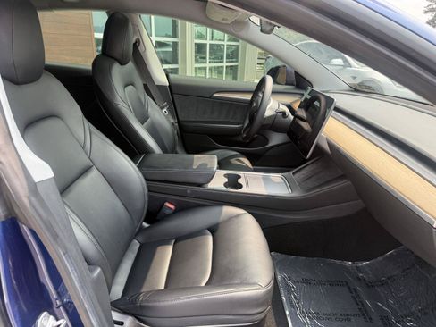 Used 2021 Tesla Model 3 Performance AWD/4WD image 25