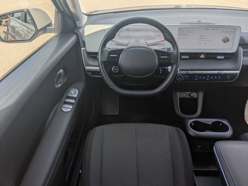 Used 2024 Hyundai Ioniq 5 SEL image 20