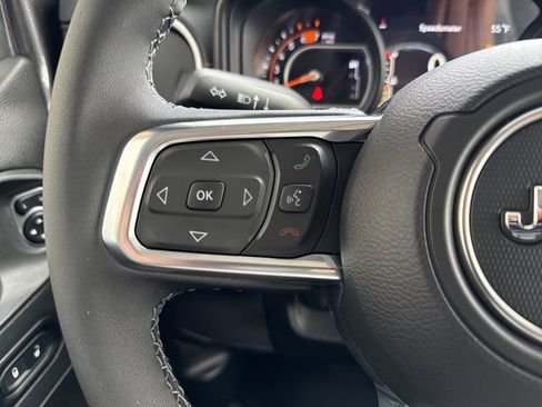 New 2026 Jeep Wrangler Unlimited Sahara AWD/4WD image 13