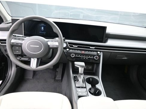 New 2025 Hyundai Sonata SE image 10