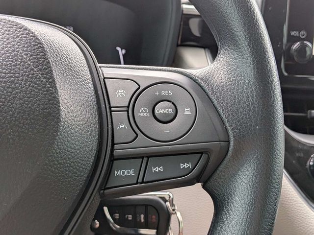 Used 2026 Toyota Corolla LE FWD image 29