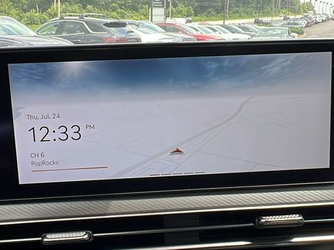 Used 2025 Genesis GV60 Advanced image 30