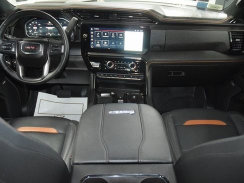 Used 2024 GMC Sierra 2500 AT4 w/ AT4 Preferred Package image 34