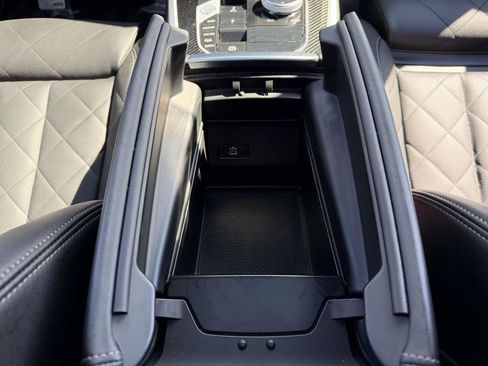 Used 2026 BMW X5 M60i AWD/4WD image 22