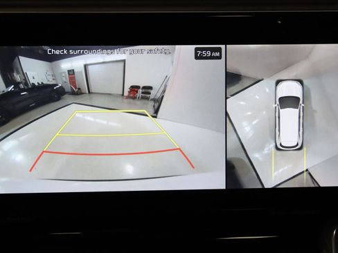 Used 2023 Kia Sorento SX Prestige image 21