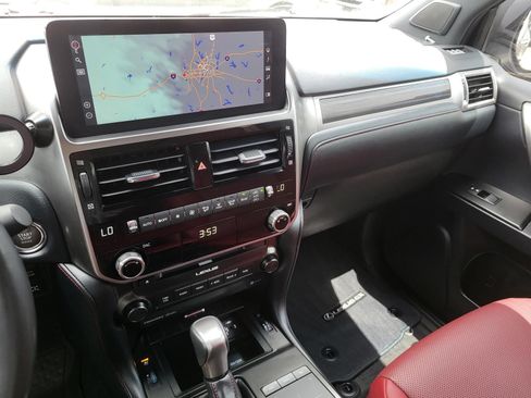 Used 2023 Lexus GX 460 Premium w/ Premium Package AWD/4WD image 21