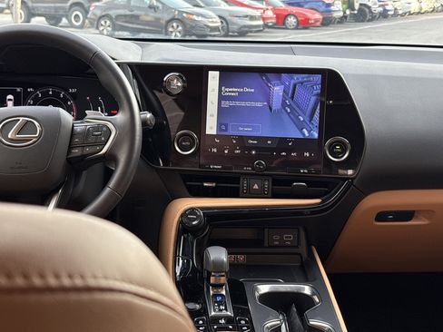 Used 2025 Lexus NX 350 AWD image 30