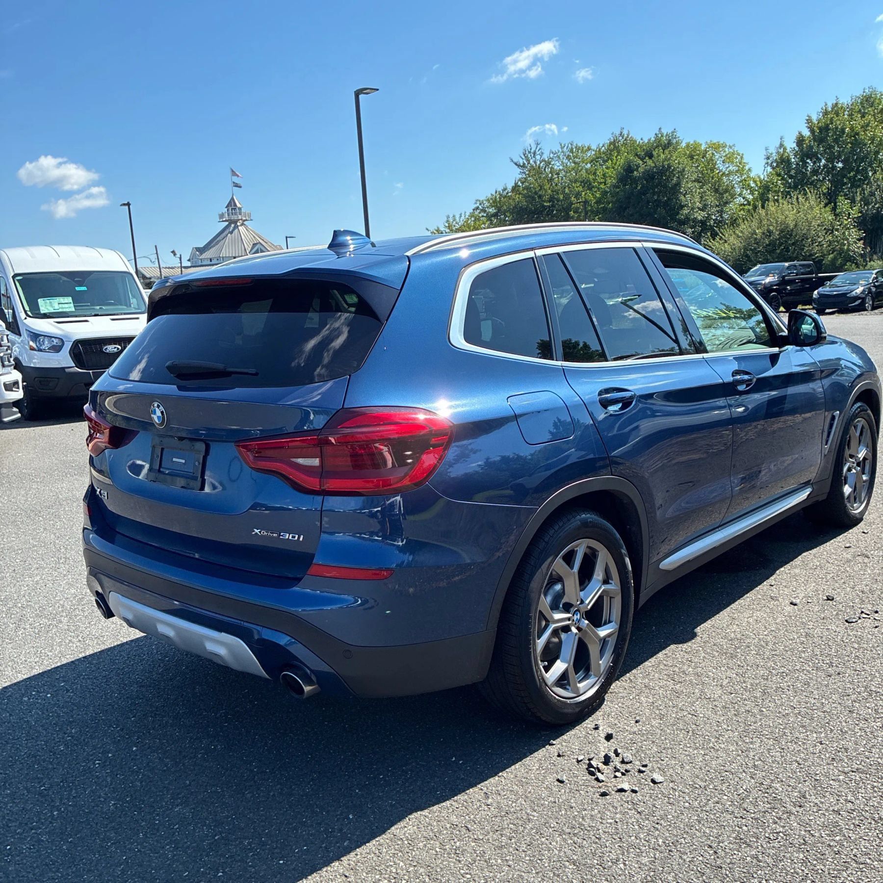 Used 2021 BMW X3 xDrive30i w/ Convenience Package AWD/4WD image 3