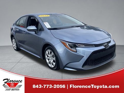 Used 2022 Toyota Corolla LE image 1