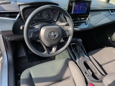 Used 2024 Toyota Corolla LE FWD image 12