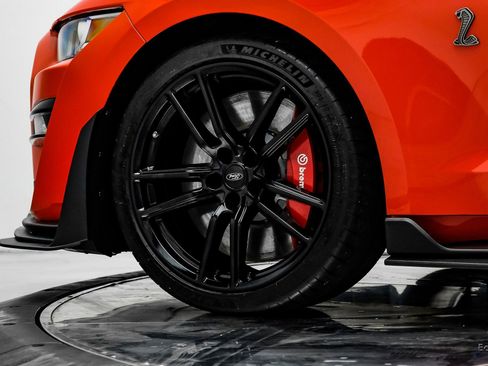 Used 2022 Ford Mustang Shelby GT500 w/ Technology Package image 91