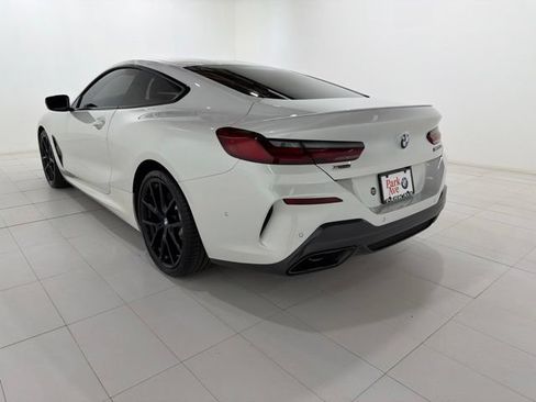 Used 2022 BMW M850i xDrive Coupe w/ Driving Assistance Package AWD/4WD image 3