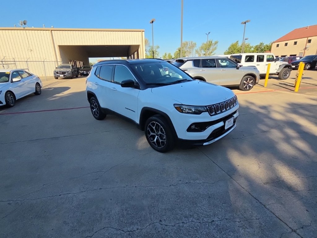 Used 2026 Jeep Compass Limited AWD/4WD image 6