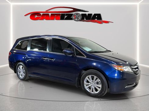 Used 2016 Honda Odyssey SE image 2