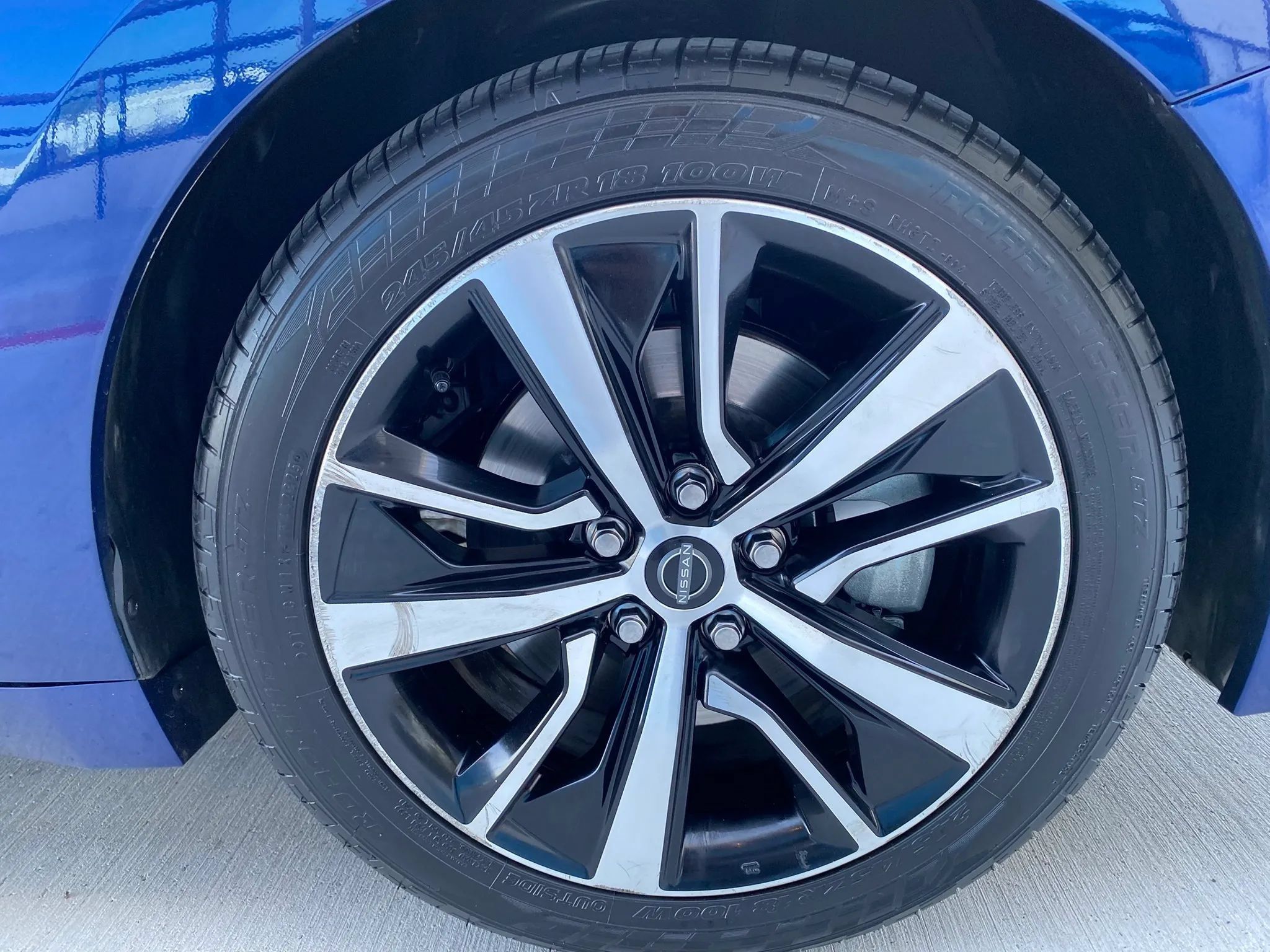 Used 2023 Nissan Maxima SV w/ Floor Mat Group FWD image 29