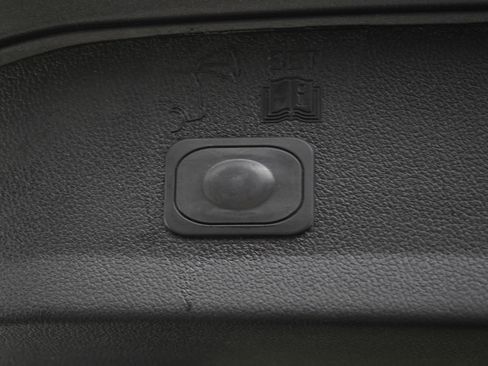 Used 2014 Ford Escape Titanium w/ Equipment Group 401A image 16