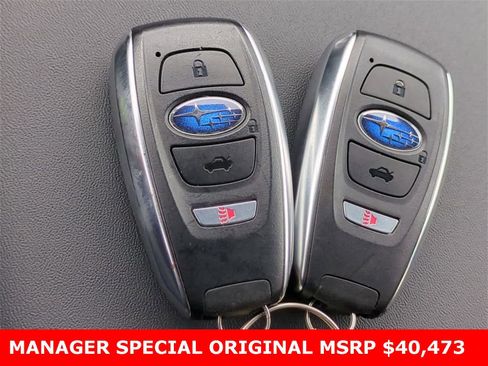 Certified 2025 Subaru Outback Limited image 36