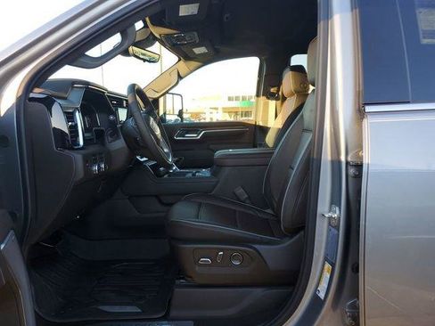 New 2026 GMC Sierra 2500 Denali w/ Denali Reserve Package AWD/4WD image 10
