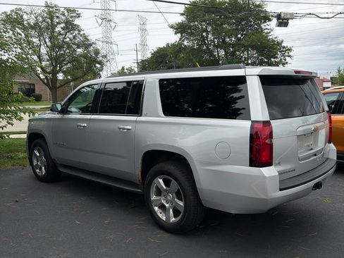 Used 2016 Chevrolet Suburban LT AWD/4WD image 4