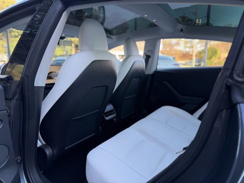 Used 2022 Tesla Model 3 Long Range image 28