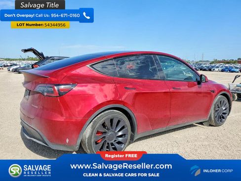 Used 2024 Tesla Model Y Performance AWD/4WD image 4