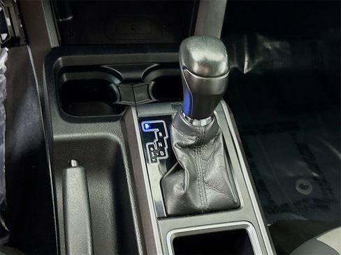 Certified 2020 Toyota Tacoma TRD Sport image 10