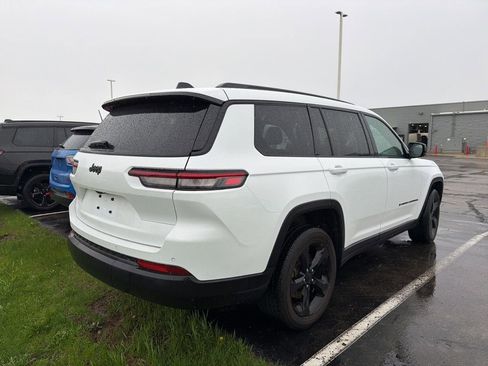 Used 2025 Jeep Grand Cherokee L Altitude image 7