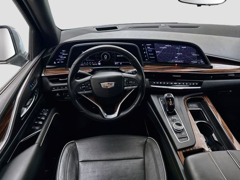 Used 2021 Cadillac Escalade Premium Luxury w/ Driver Assist Tech Package AWD/4WD image 26
