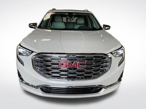 Used 2020 GMC Terrain Denali w/ Denali Premium Package AWD/4WD image 9
