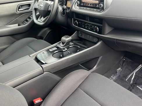 New 2026 Nissan Rogue S image 19