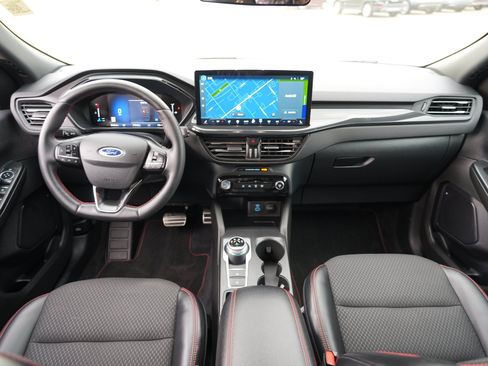 Used 2023 Ford Escape ST-Line w/ Tech Pack #1 AWD/4WD image 30