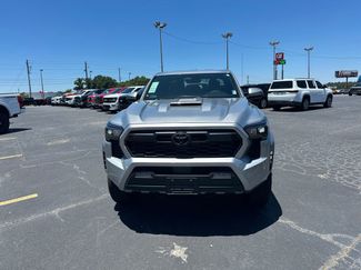 Used 2025 Toyota Tacoma TRD Sport AWD/4WD video 2