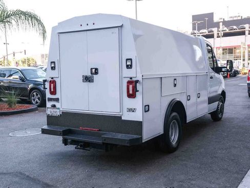 Used 2023 Mercedes-Benz Sprinter 3500 w/ Acoustic Package image 7